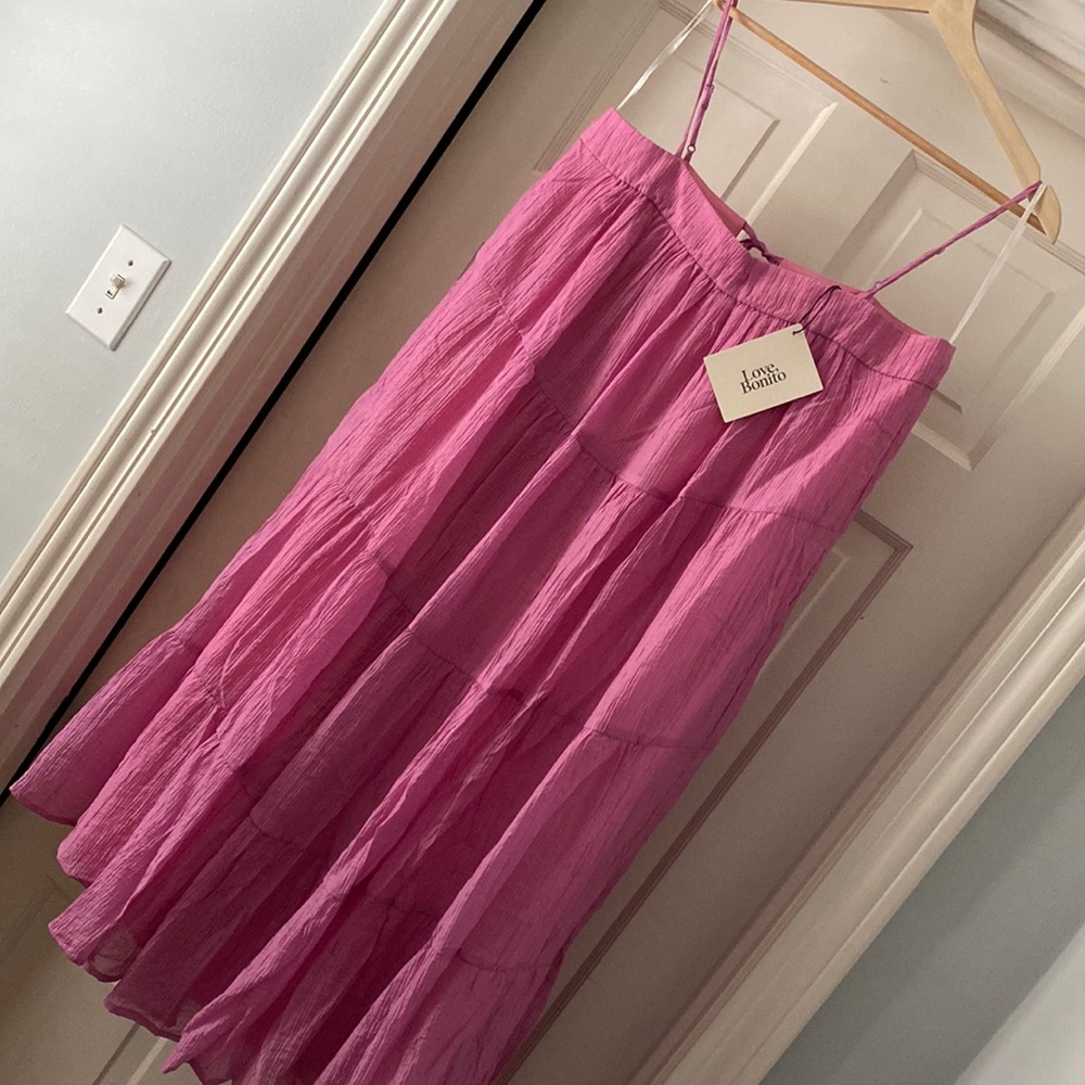 NWT Love, Bonito Tiered Midi Dress
